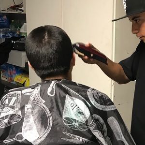 Meet your Posher, Max